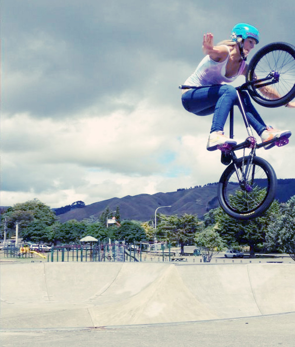 Hey world, meet Ellie Chew!